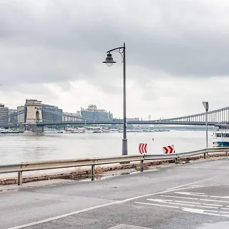 דירה Castle View - New - Romantic בודפשט