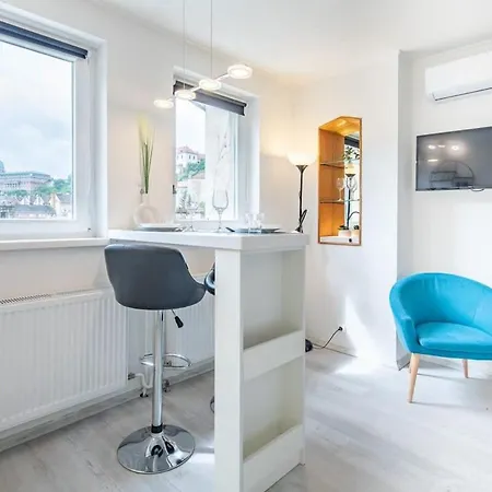 Castle View - New - Romantic Budapeste